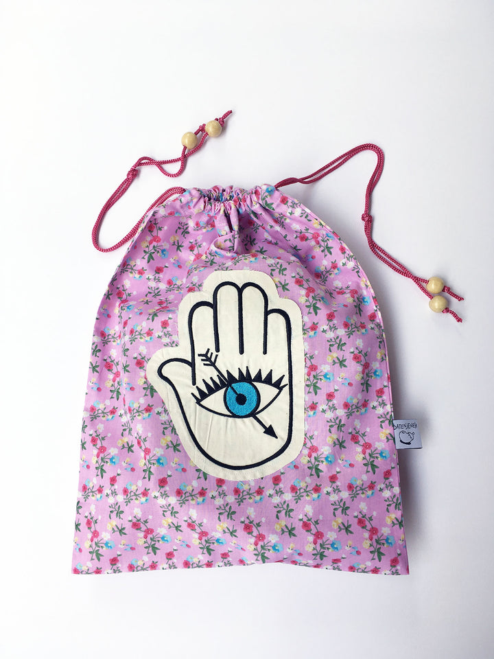 Hand Pink Pouch